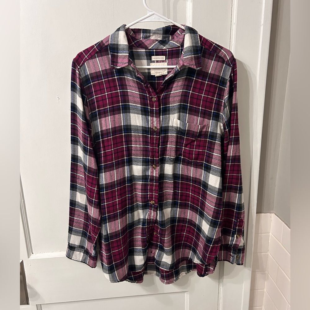 American Eagle Outfitters Checkered Shirt